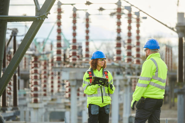 Best Local Electrician Companies  in Thomaston, NY
